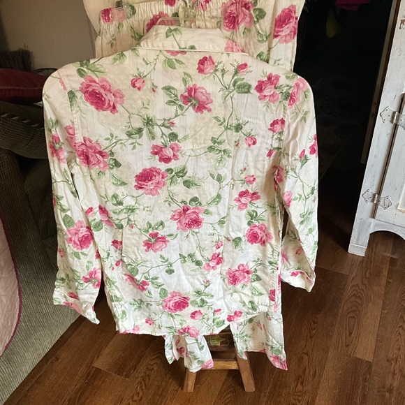 Lauren small ladies pajama set - Picture 7 of 8